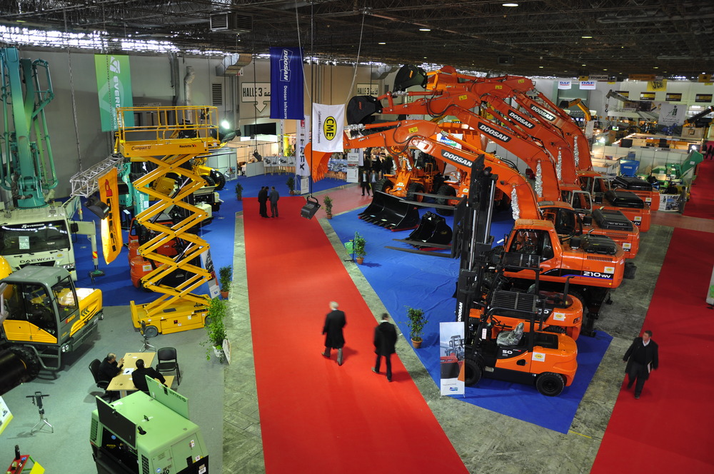 Halle 1